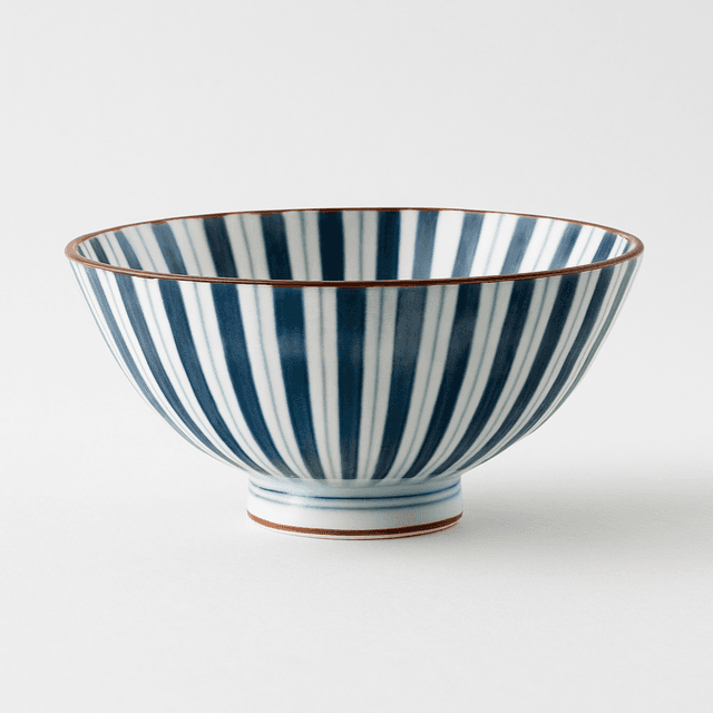 茶碗 放射状ストライプ模様の和風茶碗
