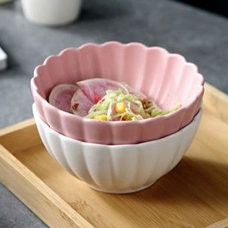 茶碗 菊花彫り模様の小さめ茶碗 4色