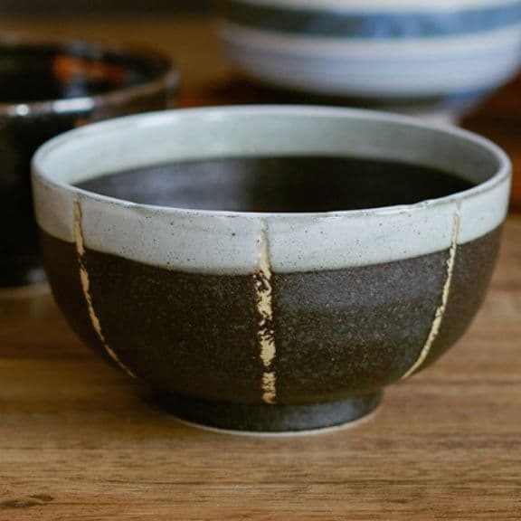 茶碗 伝統的古風大きめ茶碗