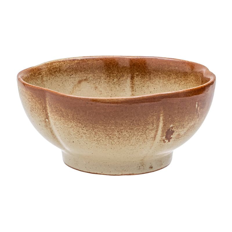茶碗 花びら口縁の手びねり風陶器茶碗
