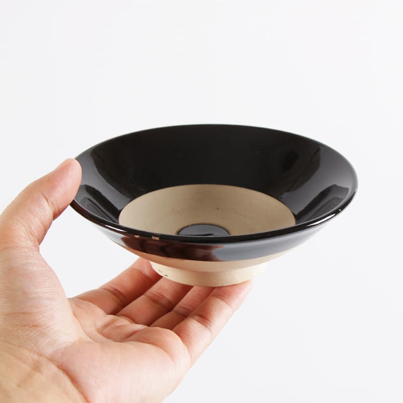 茶碗 二色釉薬の浅型平茶碗