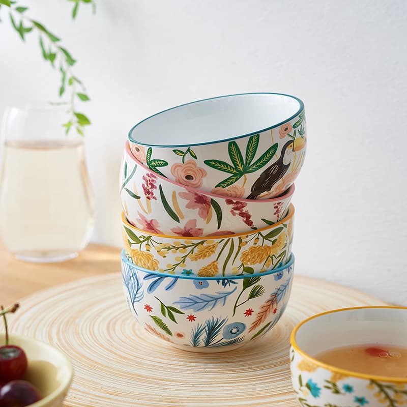 茶碗 四季の草花が彩る 磁器製 小鉢