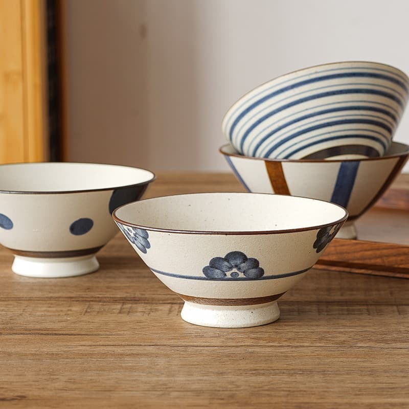 茶碗 手描き模様の和風飯茶碗