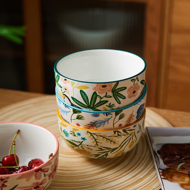 茶碗 四季の草花が彩る 磁器製 小鉢
